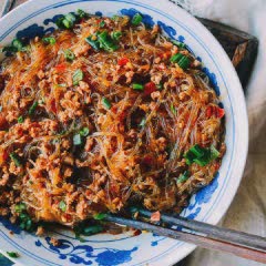 Cách làm Miến xào thịt bằm sa tế