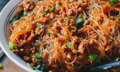 Cách làm Miến xào thịt bằm sa tế