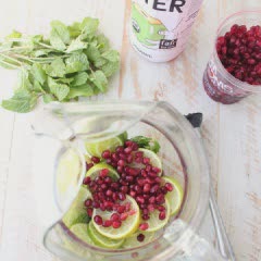 Cách làm Mojito lựu nước dừa