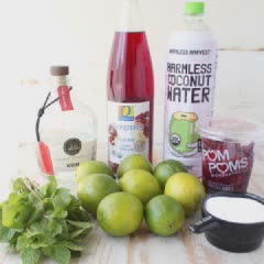 Cách làm Mojito lựu nước dừa