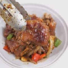 Cách làm móng giò hầm tiêu đen