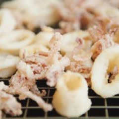 Cách làm Mực Chiên Muối Ớt thơm ngon cho cả nhà thưởng thức