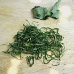 Cách làm mực luộc lá lốt