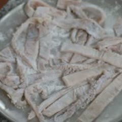 Cách làm Mực một nắng chiên giòn