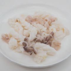 Cách làm mực xào đậu tuyết