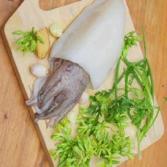 Cách Làm Mực Xào Bông Thiên Lý Cho Bữa Cơm Đậm Đà
