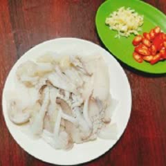 Cách làm mực xào cà ri