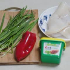 Cách làm Mực Xào Hẹ đơn giản mà ngon cơm ngay tại nhà