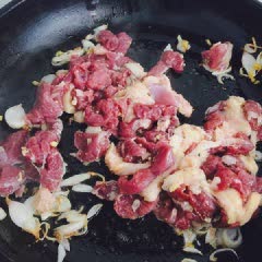 Cách làm ngan xào rau má