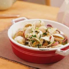 Cách làm nghêu sốt rượu vang