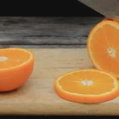 Cách làm nước detox từ cam, kiwi và dưa hấu