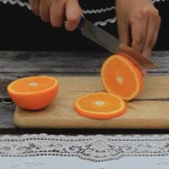 Cách làm nước detox từ táo, cam và bạc hà