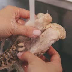 Cách nấu nước dùng gà tự nhiên