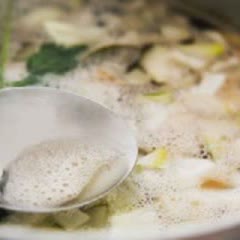 Cách làm Nước dùng hải sản