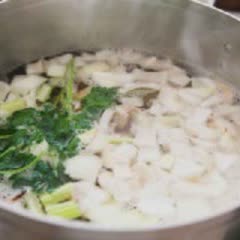 Cách làm Nước dùng hải sản