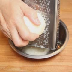 Cách làm nước lê mật ong trị ho