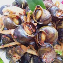 Cách làm ốc mít xào dừa