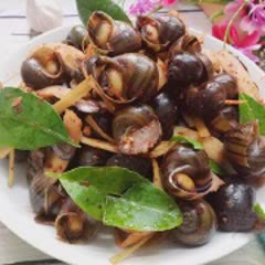 Cách làm ốc mít xào dừa