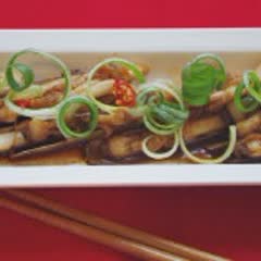 Cách Làm Ốc Móng Tay Sốt Dầu Hào Thơm Ngon Đậm Vị