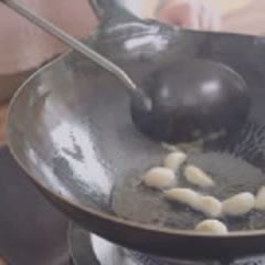 Cách làm ốc xào tỏi cay