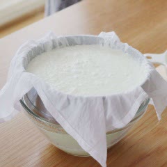 Cách làm pho mát Ricotta tại nhà