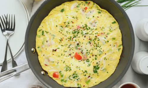 Cách làm Pizza trứng chiên thập cẩm