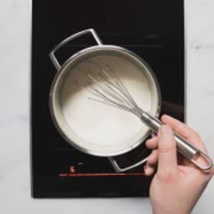 Cách làm Pudding Sữa Tươi Hạt Dẻ Cười sánh dẻo thơm ngon