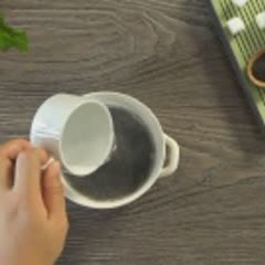 Cách làm Rau câu bi dừa đậu biếc - dừa hạt é