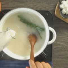 Cách làm Rau câu bi dừa đậu biếc - dừa hạt é