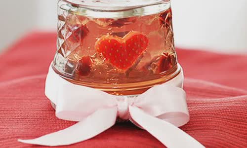 Cách làm rau câu trái tim cho Valentine