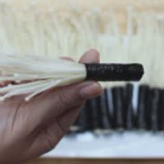 Cách Làm Rong Biển Cuộn Nấm Kim Châm Chiên Giòn