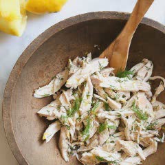 Cách làm Salad gà xé thì là
