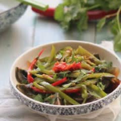 Cách làm salad trứng bắc thảo