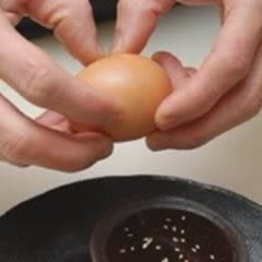 Cách Làm Sashimi Bò Trộn Thơm Ngon Độc Đáo Tại Nhà