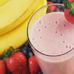 Cách Làm Smoothie Chuối Mix Dâu Tây Cho Ngày Hè