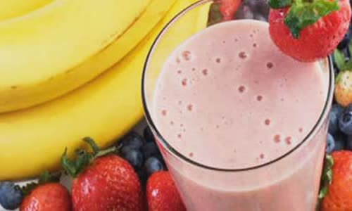 Cách Làm Smoothie Chuối Mix Dâu Tây Cho Ngày Hè