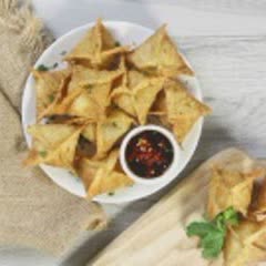 Cách làm Sủi cảo nhân phô mai chiên giòn