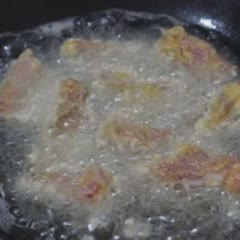 Cách làm sườn chiên sốt cay
