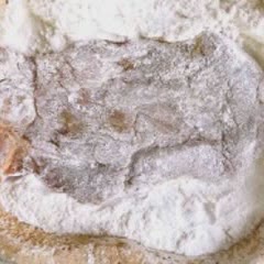 Cách làm sườn cốt lết chiên om sốt mặn ngọt