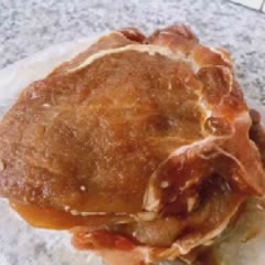 Cách làm sườn cốt lết chiên om sốt mặn ngọt