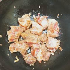 Cách làm sườn heo kho thơm
