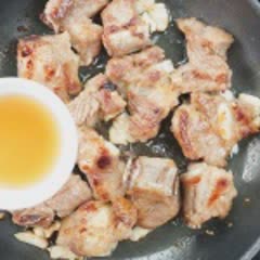 Cách làm sườn heo non rim mặn