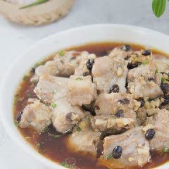 Cách làm sườn non chưng tương đậu đen