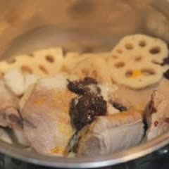 Cách Làm Sườn Non Kho Củ Sen Và Tương Đậu Đậm Đà