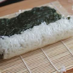 Cách Làm Sushi Trứng Tôm Đơn Giản Ngon Chuẩn Vị