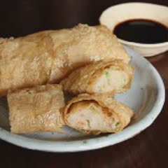 Cách làm Tàu Hũ Ky Cuộn Tôm mới lạ, thơm ngon vô cùng