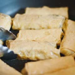 Cách làm Tàu Hũ Ky Cuộn Tôm mới lạ, thơm ngon vô cùng