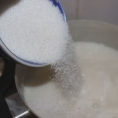 Cách làm Thạch Sữa Đậu Nành mát lạnh để ăn chè rất ngon