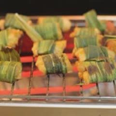 Cách Làm Thịt Ba Chỉ Cuộn Lá Dứa Đơn Giản Mà Ngon