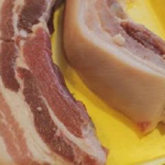 Cách Làm Thịt Ba Chỉ Cuộn Rau Củ Sốt Me Ngon Miệng